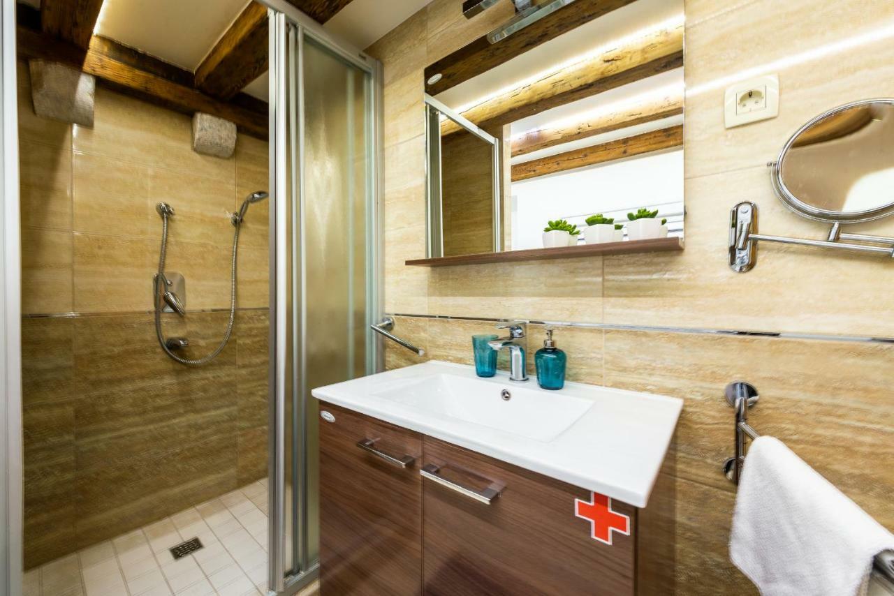 Apartment 4 You ดูบรอฟนิก ภายนอก รูปภาพ